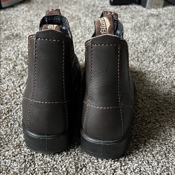 Blundstone Brown Ankle Boots with Multicolor Stripes - Picture 4 of 8